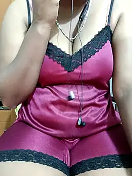 Snapshot of Tamilbigboobie chatting on March 10, 2025, 6:23 pm Tamilbigboobie online show from March 10, 2025, 6:23 pm