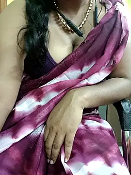 Snapshot of Tamilbigboobie chatting on March 16, 2025, 8:21 pm Tamilbigboobie online show from March 16, 2025, 8:21 pm