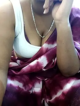 Snapshot of Tamilbigboobie chatting on September 8, 2025, 6:40 pm Tamilbigboobie online show from September 8, 2025, 6:40 pm