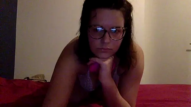 Snapshot of LolaGuess chatting on September 11, 2025, 4:51 pm LolaGuess online show from September 11, 2025, 4:51 pm