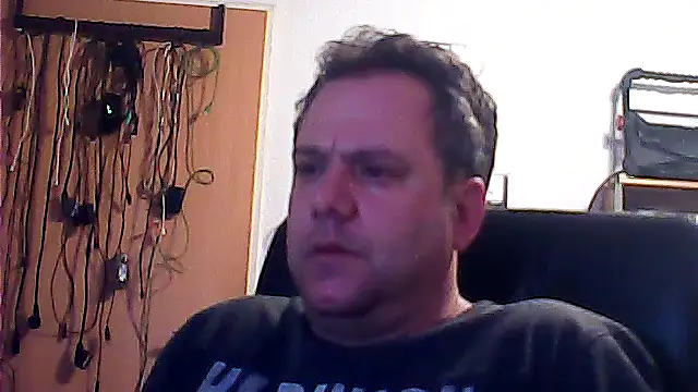 DauerAkt8069 online show from January 14, 2026, 2:04 am