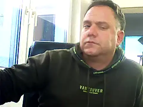 DauerAkt8069 online show from June 15, 2026, 4:56 am
