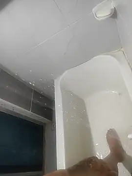 DTuannHallT online show from April 7, 2026, 9:49 pm