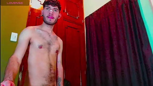 gato444  online show from January 19, 2025, 8:29 am