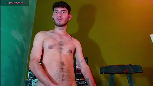 gato444  online show from January 12, 2025, 9:40 am