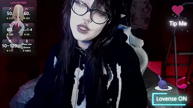 chloe crystall killer online show from September 24, 2025, 1:24 am