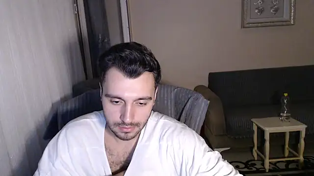 Snapshot of handsomeee04 chatting on September 29, 2025, 12:50 am handsomeee04 online show from September 29, 2025, 12:50 am