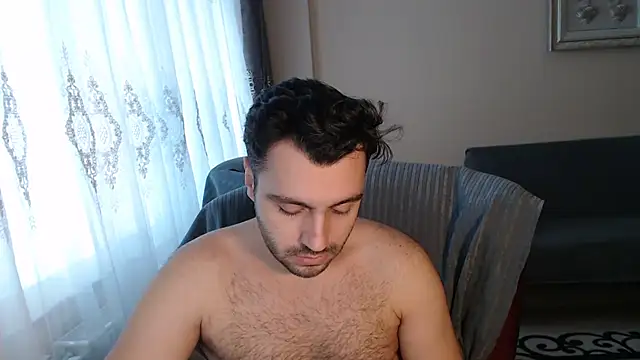 handsomeee04 online show from December 18, 2025, 5:56 am