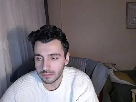 handsomeee04 online show from January 9, 2026, 10:49 pm