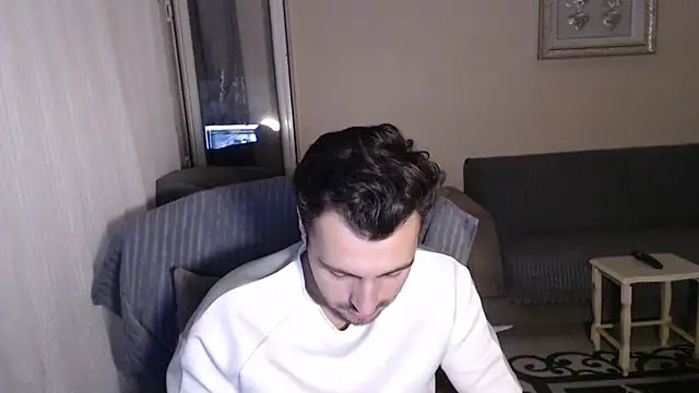 Snapshot of handsomeee04 chatting on October 4, 2025, 1:07 am handsomeee04 online show from October 4, 2025, 1:07 am