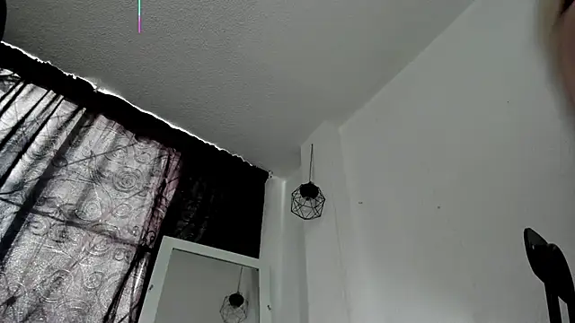 Snapshot of marianneloveee chatting on February 22, 2025, 9:26 pm marianneloveee online show from February 22, 2025, 9:26 pm