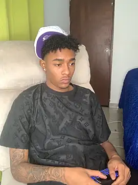 Boy cock18 online show from October 12, 2025, 3:24 pm