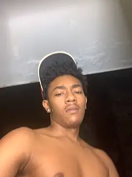 Boy cock18 online show from October 30, 2025, 7:17 am