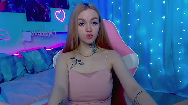 Snapshot of Naughty_Mable chatting on February 19, 2025, 4:12 am Naughty Mable online show from February 19, 2025, 4:12 am