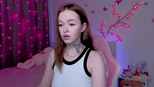 Snapshot of Naughty_Mable chatting on October 2, 2025, 12:14 am Naughty Mable online show from October 2, 2025, 12:14 am