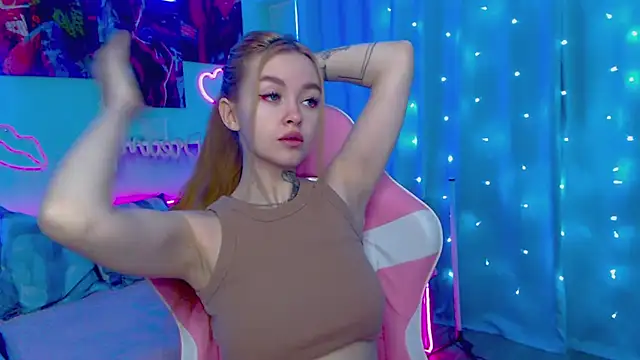 Snapshot of Naughty_Mable chatting on February 20, 2025, 12:52 am Naughty Mable online show from February 20, 2025, 12:52 am
