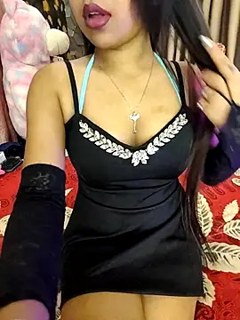 Little  Lia online show from December 5, 2025, 2:04 pm