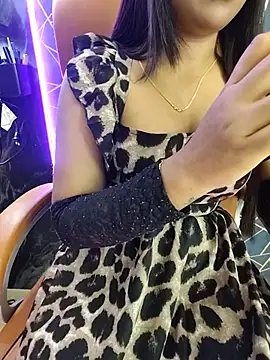 Little  Lia online show from July 10, 2026, 3:45 pm