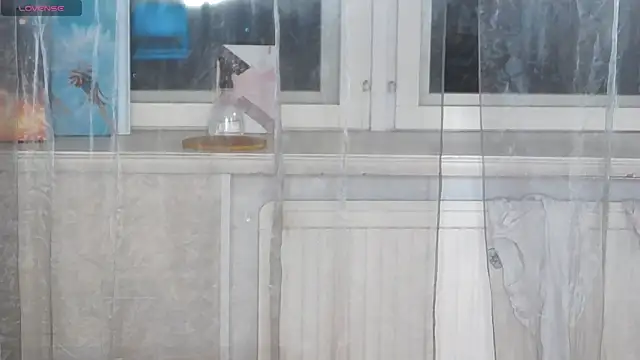 eva varnerr online show from November 30, 2025, 4:02 am