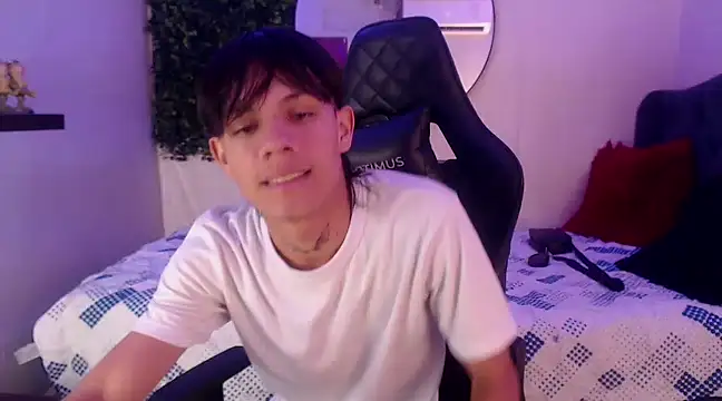 andy dan18 online show from March 1, 2025, 1:51 pm