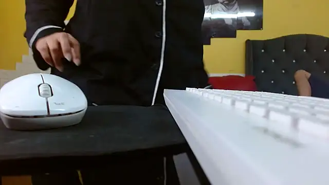 andy dan18 online show from March 1, 2026, 7:58 pm