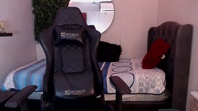 andy dan18 online show from March 17, 2025, 4:11 pm