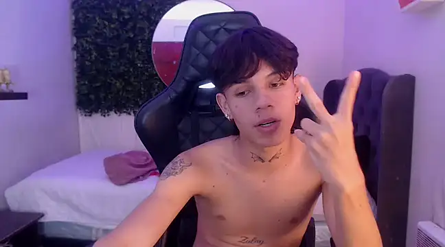 andy dan18 online show from February 25, 2025, 3:42 pm