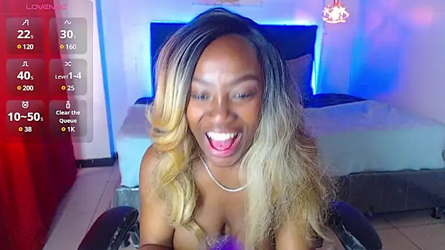 nikkystorm1  online show from March 12, 2025, 1:51 pm