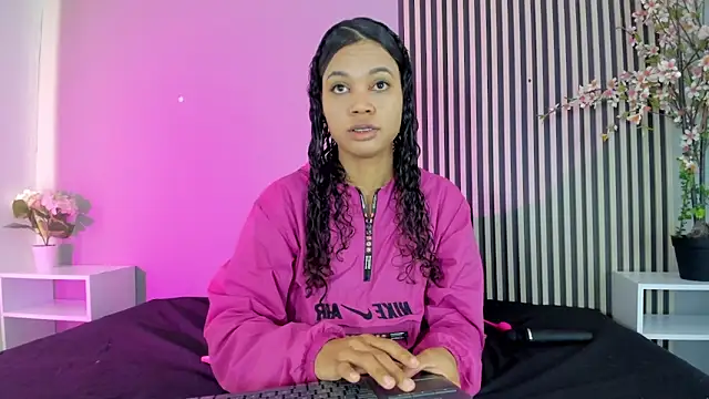 Snapshot of GysellHanson chatting on February 21, 2026, 11:45 am GysellHanson online show from February 21, 2026, 11:45 am