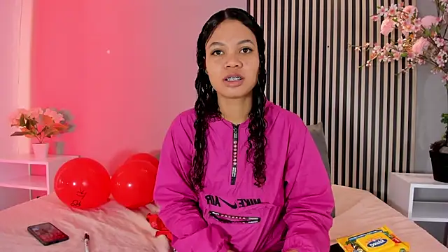 Snapshot of GysellHanson chatting on February 10, 2026, 11:42 am GysellHanson online show from February 10, 2026, 11:42 am