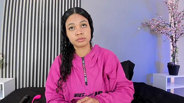 Snapshot of GysellHanson chatting on March 4, 2026, 12:13 pm GysellHanson online show from March 4, 2026, 12:13 pm