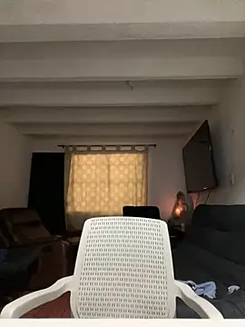 Snapshot of El_Titan1998 chatting on September 22, 2025, 10:05 pm El Titan1998 online show from September 22, 2025, 10:05 pm