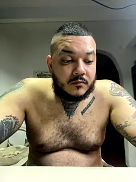 Snapshot of El_Titan1998 chatting on October 9, 2025, 1:17 am El Titan1998 online show from October 9, 2025, 1:17 am