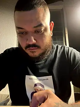 El Titan1998 online show from January 8, 2026, 12:05 am