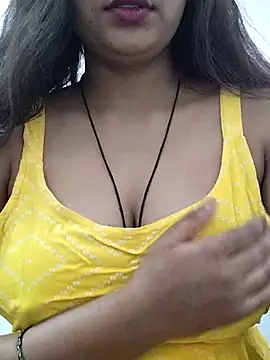 cute monu online show from November 10, 2025, 3:11 am