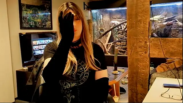 DYasmin69 online show from October 12, 2025, 6:09 pm