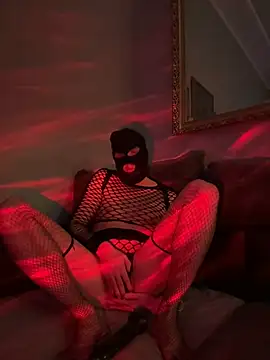 Snapshot of DiamondZar77038 chatting on January 19, 2025, 7:15 pm DiamondZar77038 online show from January 19, 2025, 7:15 pm