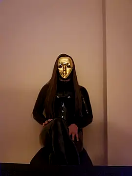 NoraInMask online show from February 23, 2025, 8:11 pm