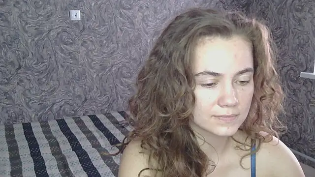 Snapshot of CurlyNed chatting on February 6, 2025, 11:20 am CurlyNed online show from February 6, 2025, 11:20 am