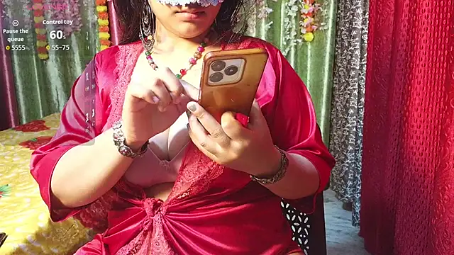 freesoul272002 online show from December 3, 2025, 7:46 pm