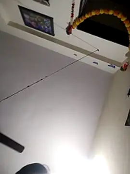 hot punekar online show from October 29, 2025, 5:56 pm