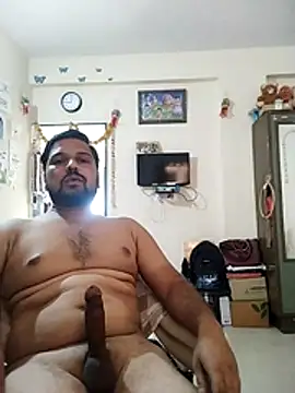 hot punekar online show from April 13, 2026, 3:32 am