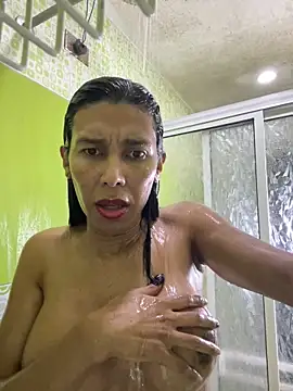 Ebonyxprincess  online show from March 1, 2026, 8:20 pm