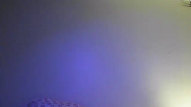 Snapshot of Luciouslouise72@xh chatting on January 6, 2026, 6:39 am Luciouslouise72xh online show from January 6, 2026, 6:39 am