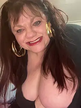 Snapshot of Luciouslouise72@xh chatting on March 2, 2026, 7:48 am Luciouslouise72xh online show from March 2, 2026, 7:48 am