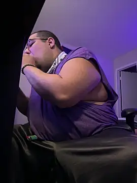 cloudy couple444 online show from March 9, 2025, 4:49 am