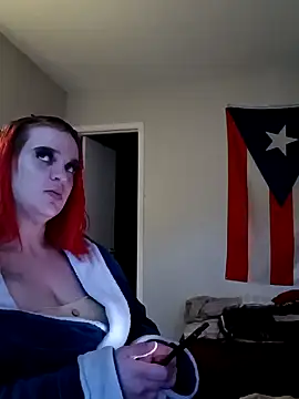 cloudy couple444 online show from January 15, 2025, 5:58 pm