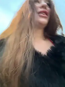 AndreaMood online show from October 4, 2025, 12:01 am