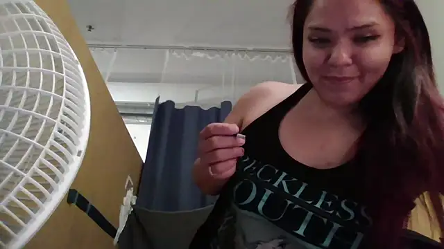 Snapshot of Dnasty408 chatting on October 24, 2025, 4:11 am Dnasty408 online show from October 24, 2025, 4:11 am