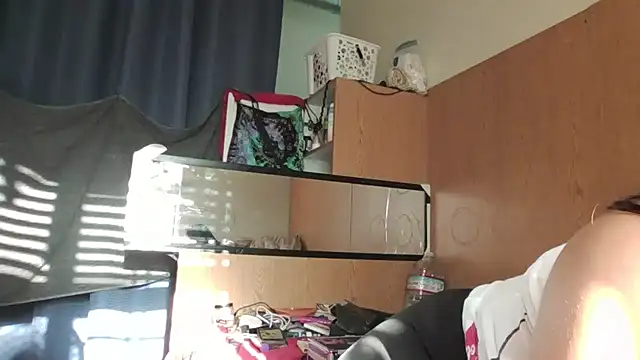 Snapshot of Dnasty408 chatting on October 24, 2025, 11:48 pm Dnasty408 online show from October 24, 2025, 11:48 pm